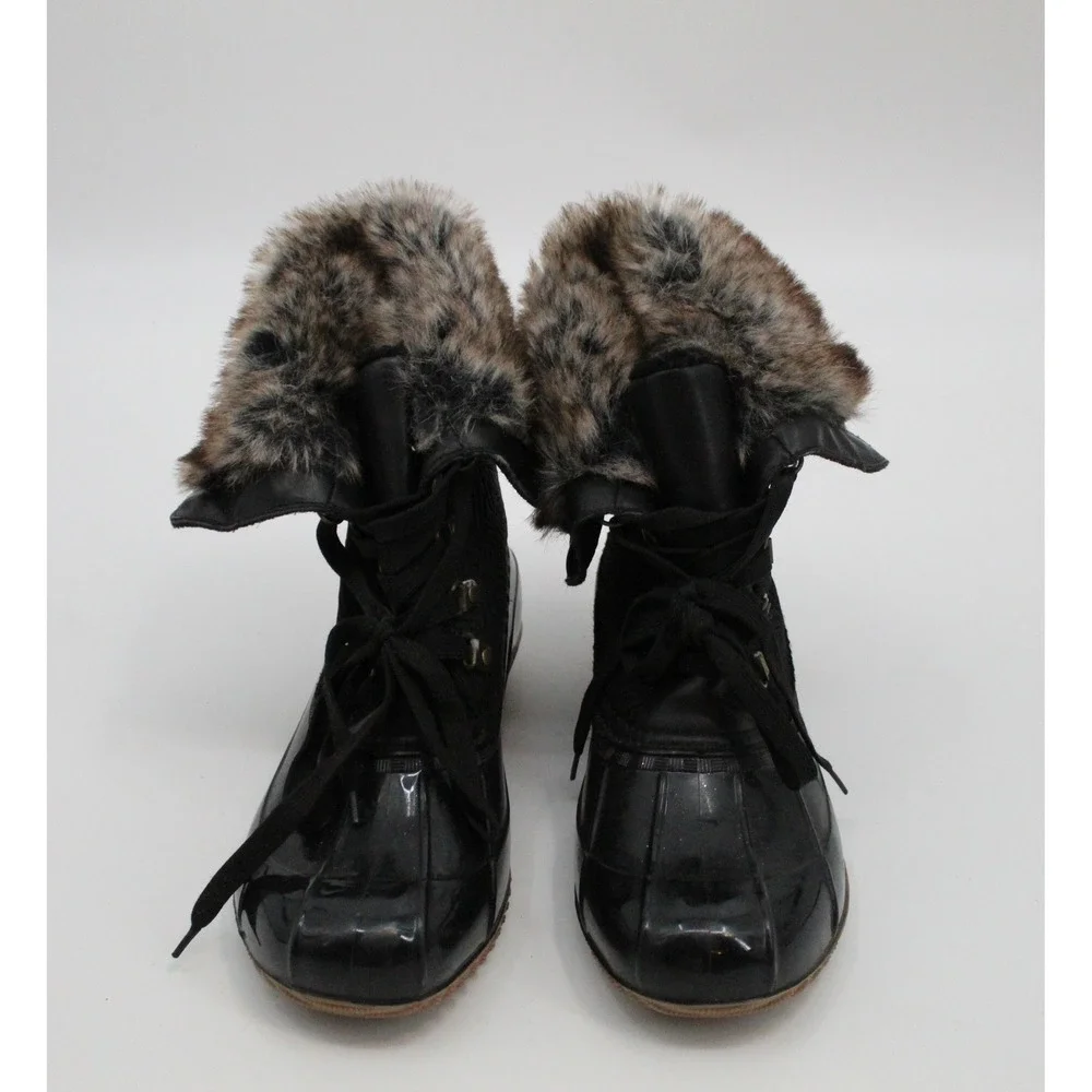 JustFab Ghita Black Duck Boots Faux Fur Trim Lace Up Winter Snow Boots SZ 9 FLAW